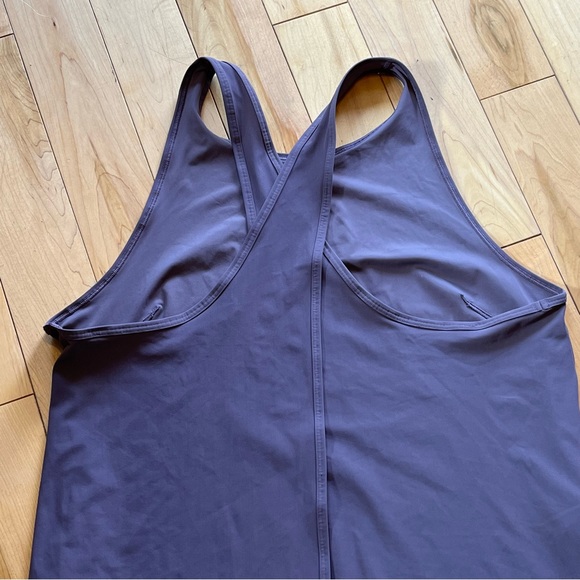 Lululemon Early Morning Dress in Graphite Purple size ten (10) - Picture 8 of 10